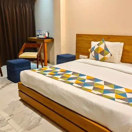 The Sky Imperial Unity Inn Garudeshwar Ngoại thất bức ảnh