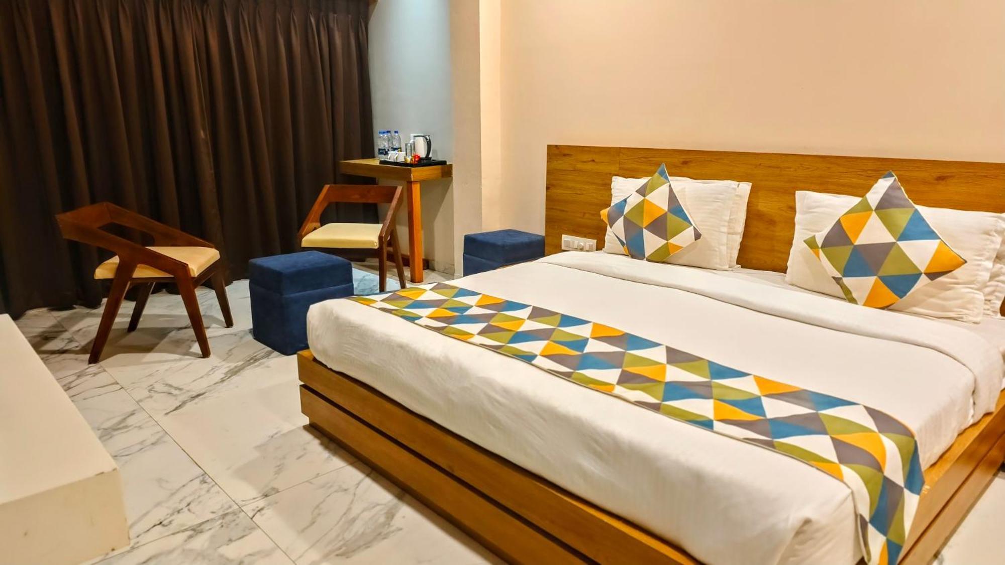 The Sky Imperial Unity Inn Garudeshwar Ngoại thất bức ảnh